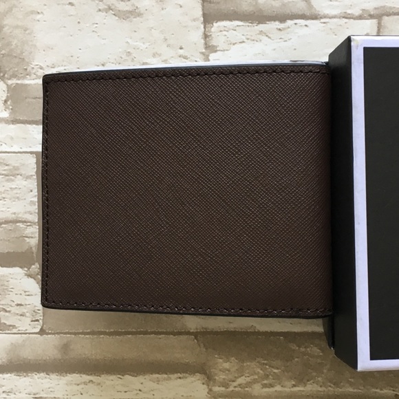 Michael Kors Andy Slim Billfold Wallet - Picture 4 of 7